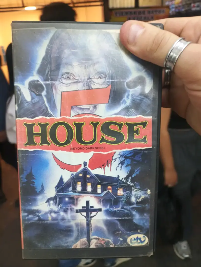 Película VHS House 5 Beyond Darkness - 1