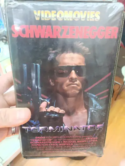 VHS Terminator con Arnold Schwarzenegger - miniatura 1