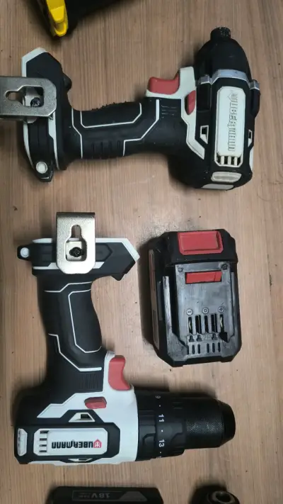 Taladro Inalámbrico Ubermann 20V con Batería - miniatura 1