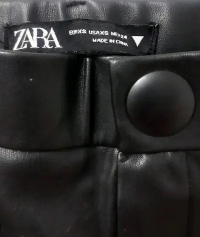 Pantalón negro Zara XS como nuevo - miniatura 6