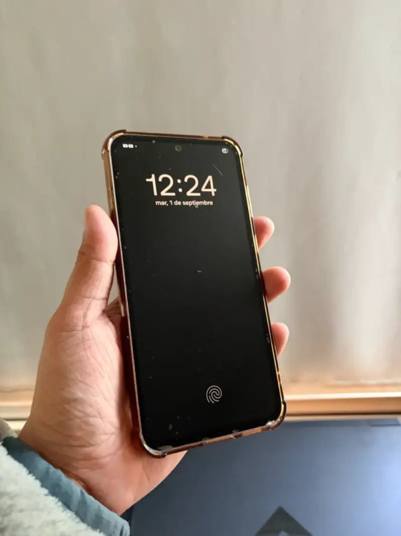 Samsung S23 FE - 1