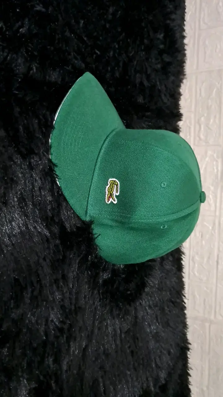 Gorras deportivas verde y azul con logo bordado - 2