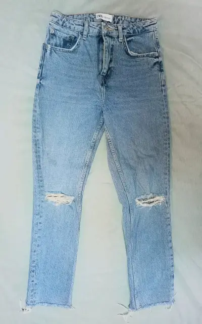 Jeans Zara desgastados para mujer - miniatura 1