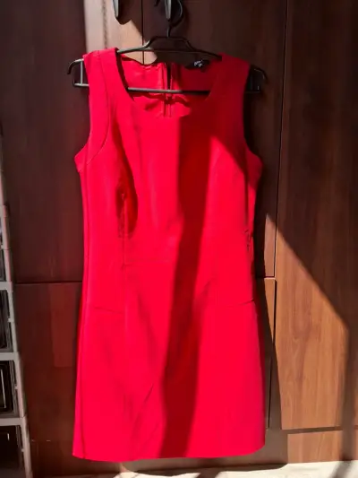 Vestido rojo sin mangas talla 36 - miniatura 2