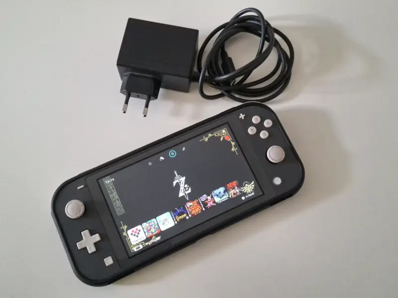 Nintendo Switch Lite con Magia 128gb - 1
