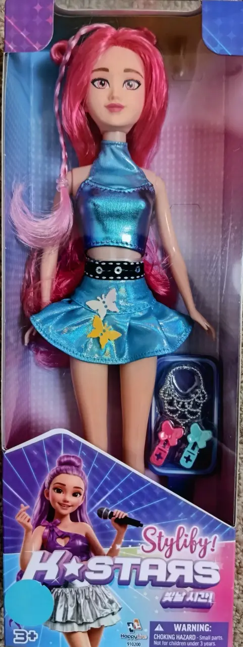 Muñeca Stylify K-Stars con accesorios