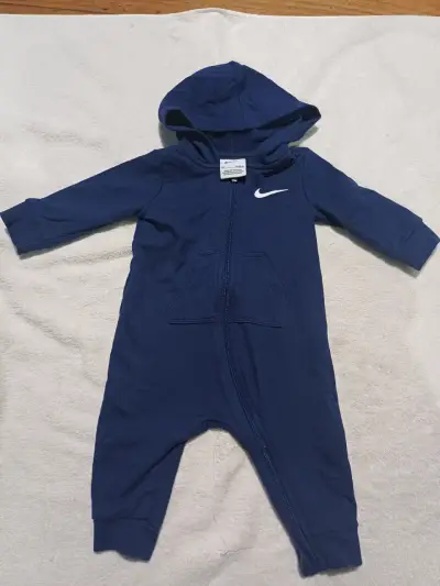 Enterito de bebé Nike con capucha azul y beige - miniatura 1