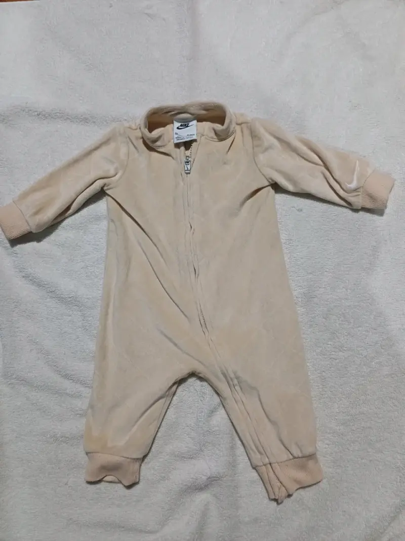 Enterito de bebé Nike con capucha azul y beige - 2