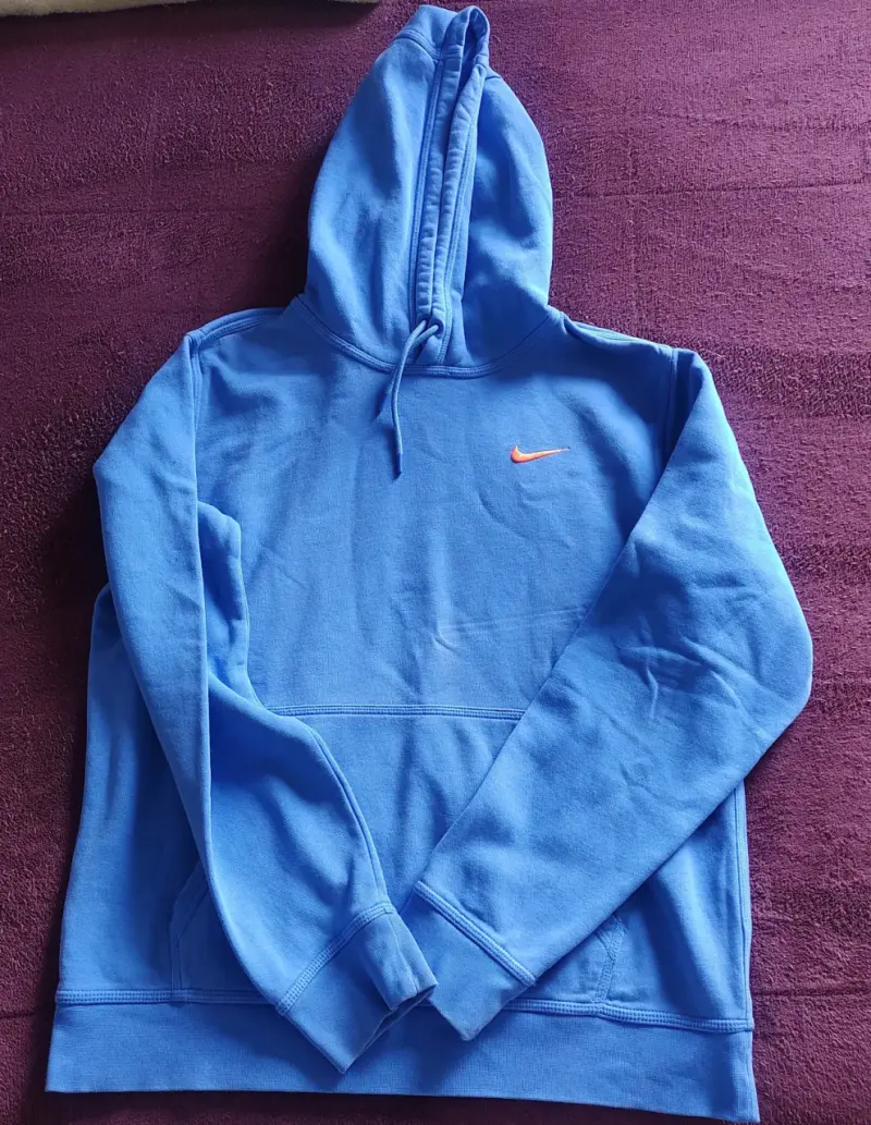 Polerón celeste con capucha Nike - 1