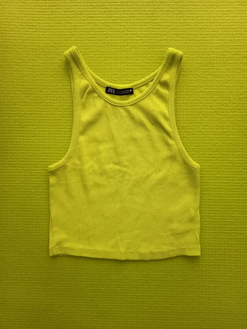 Top corto verde lima Zara para mujer - 1