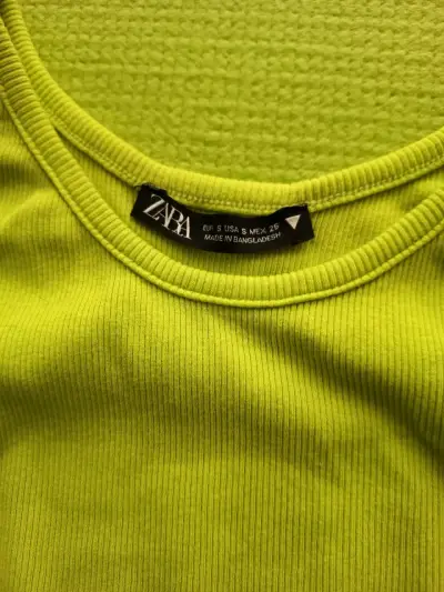 Top corto verde lima Zara para mujer - miniatura 2
