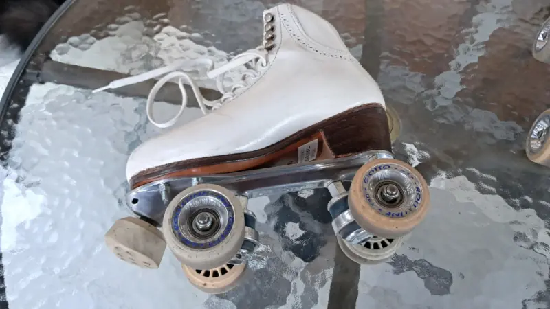 Patines cuatro ruedas para patinaje artístico - 2
