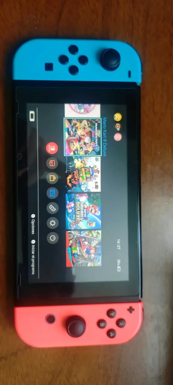 Consola Nintendo Switch + monitor LG 24 PULGADAS - 3