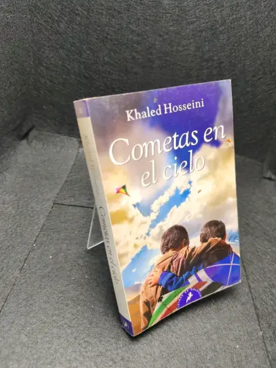 Libro 'Cometas en el cielo' de Khaled Hosseini - miniatura 2