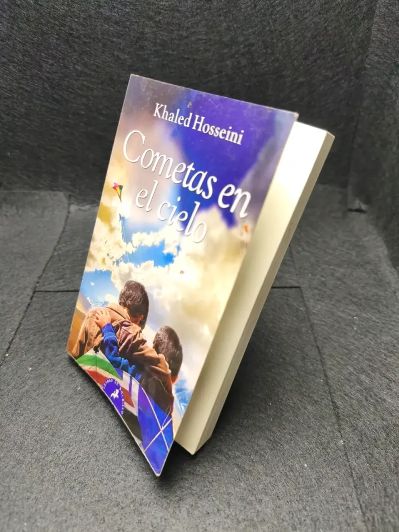 Libro 'Cometas en el cielo' de Khaled Hosseini - 3