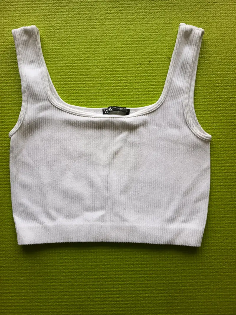 Top blanco sin mangas Zara para mujer - 1