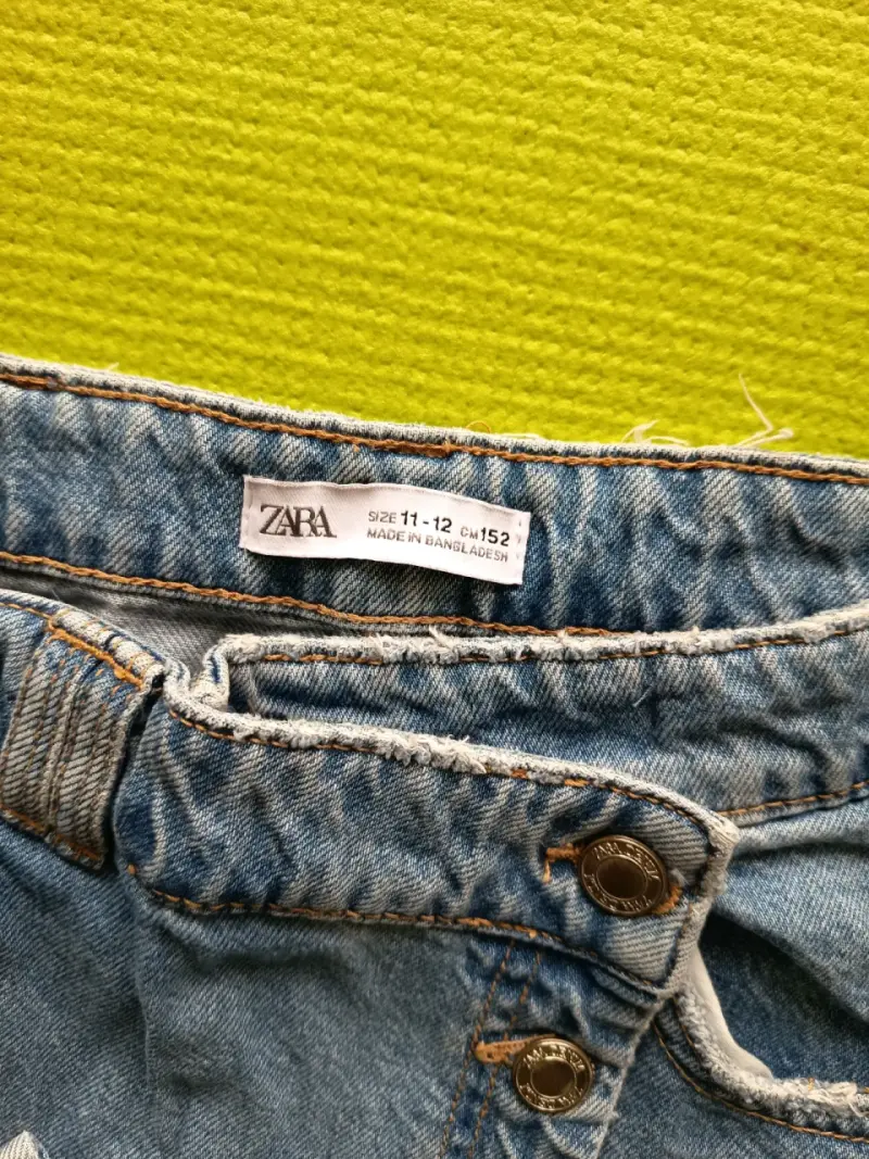 Shorts de mezclilla para niña Zara desgastados - 2