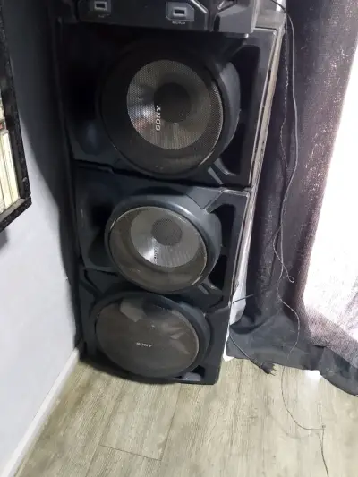Sistema de sonido Sony Genezi con parlantes potentes - miniatura 5
