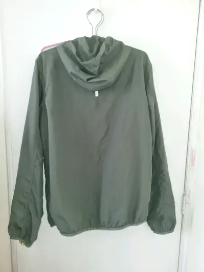 Chaqueta verde con capucha Rescuer talla S - miniatura 4