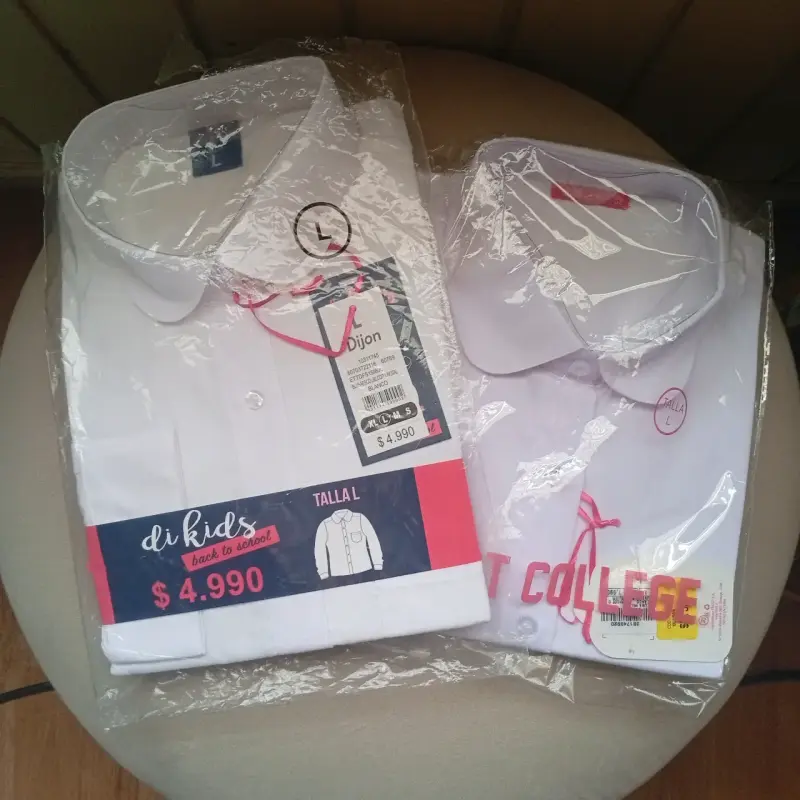 Blusas escolares talla L (nuevas!)