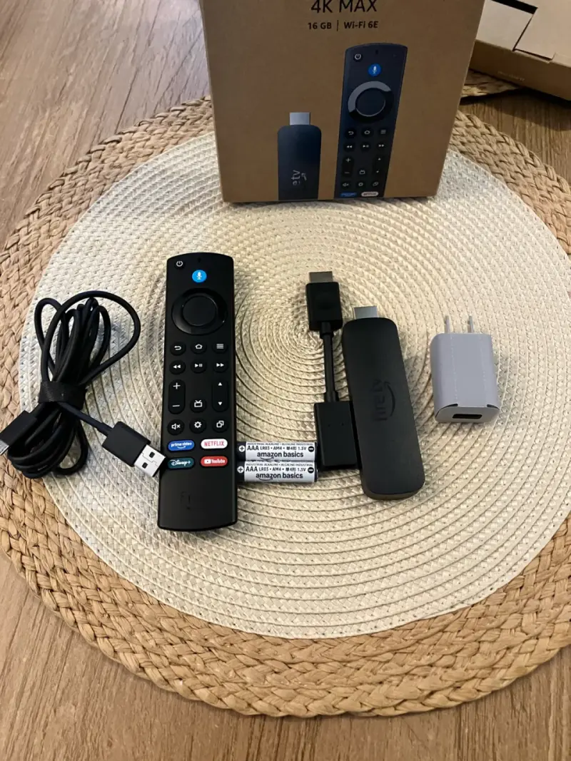 Amazon Fire TV Stick 4K Max con Alexa - 2