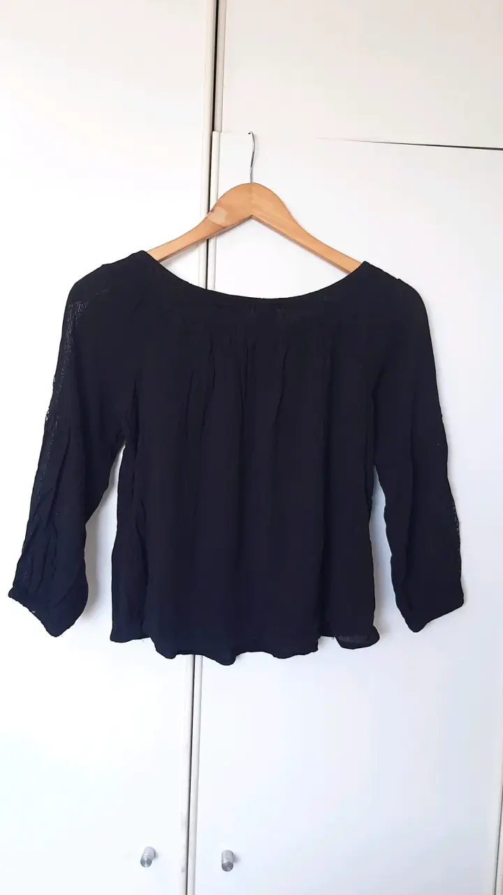 Blusa Off shoulder - 2