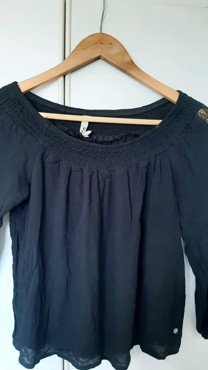 Blusa Off shoulder - 4