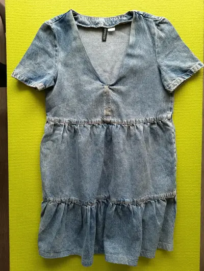 Vestido de mezclilla H&M con diseño casual - miniatura 1
