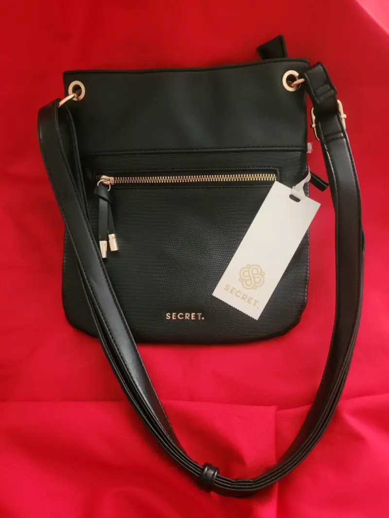 Cartera cruzada negra Secret con cierre dorado - 1