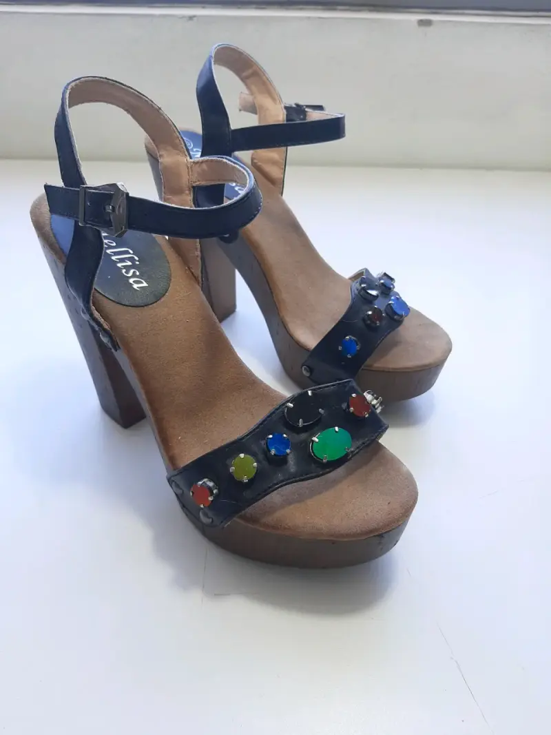 Sandalias de tacón alto - 2