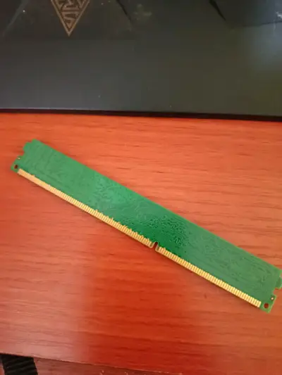Memoria RAM Kingston 2GB DDR3 1333MHz - miniatura 3