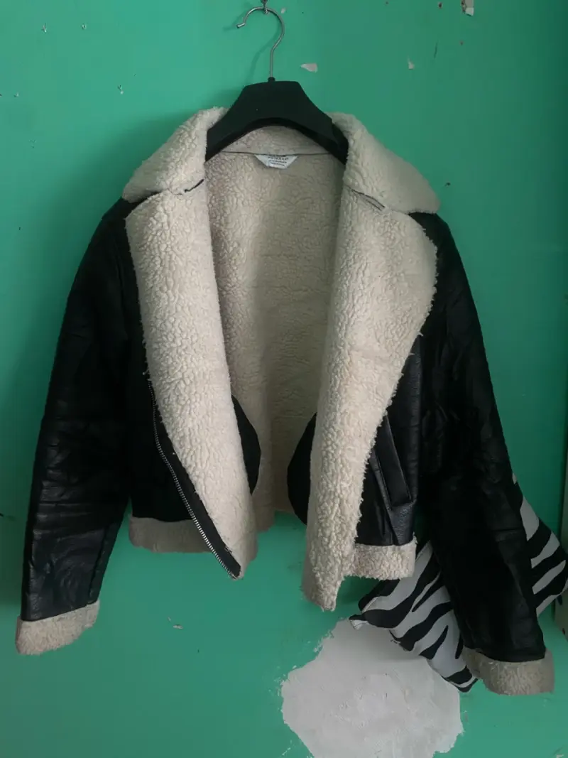 Chaqueta tipo aviadora. - 2