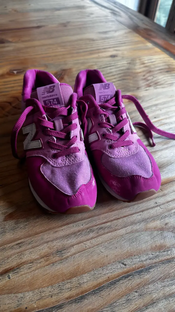 Zapatillas New Balance rosas para niñas número 33 - 2