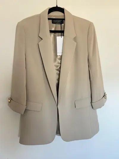 Blazer Beige Mujer Basement Essentials Talla S - miniatura 1