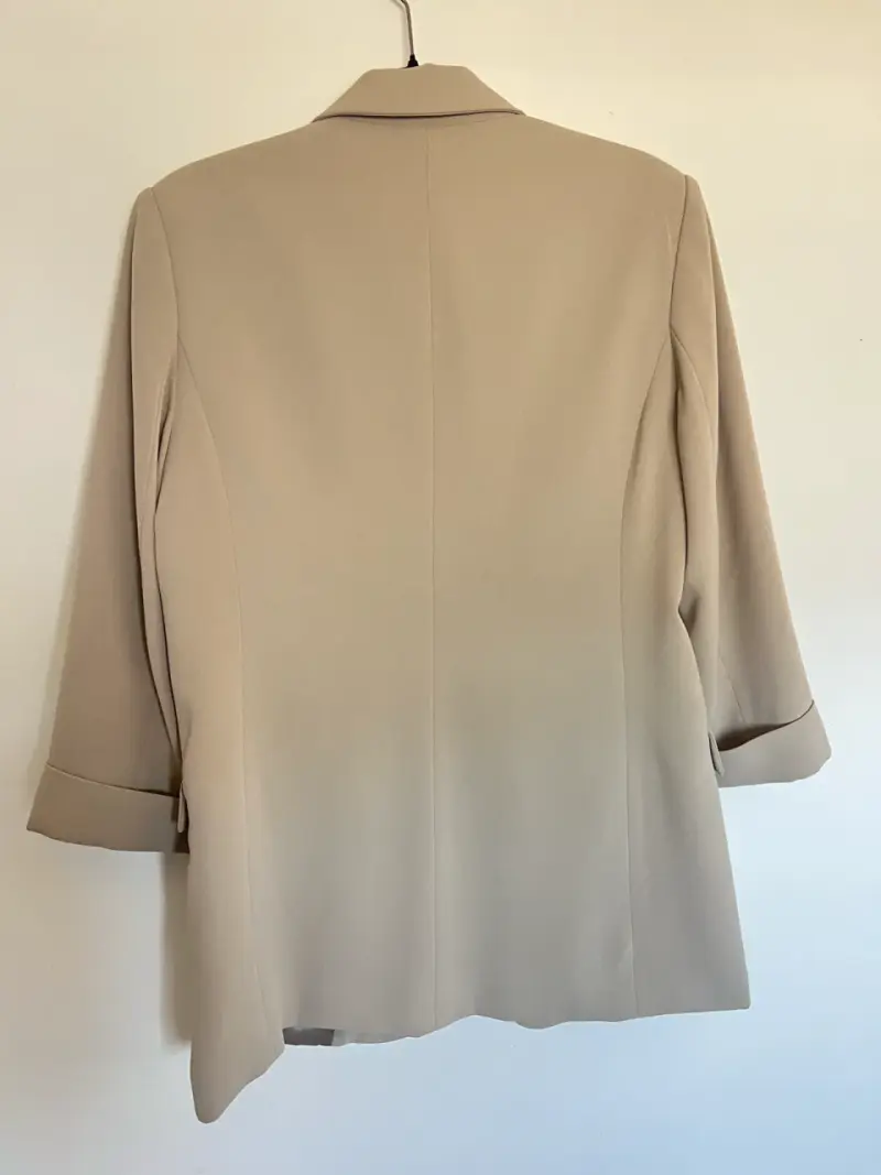 Blazer Beige Mujer Basement Essentials Talla S - 2