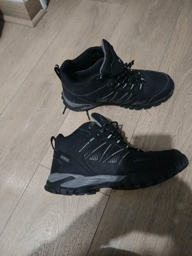 Botas de trekking negras para hombre - 1