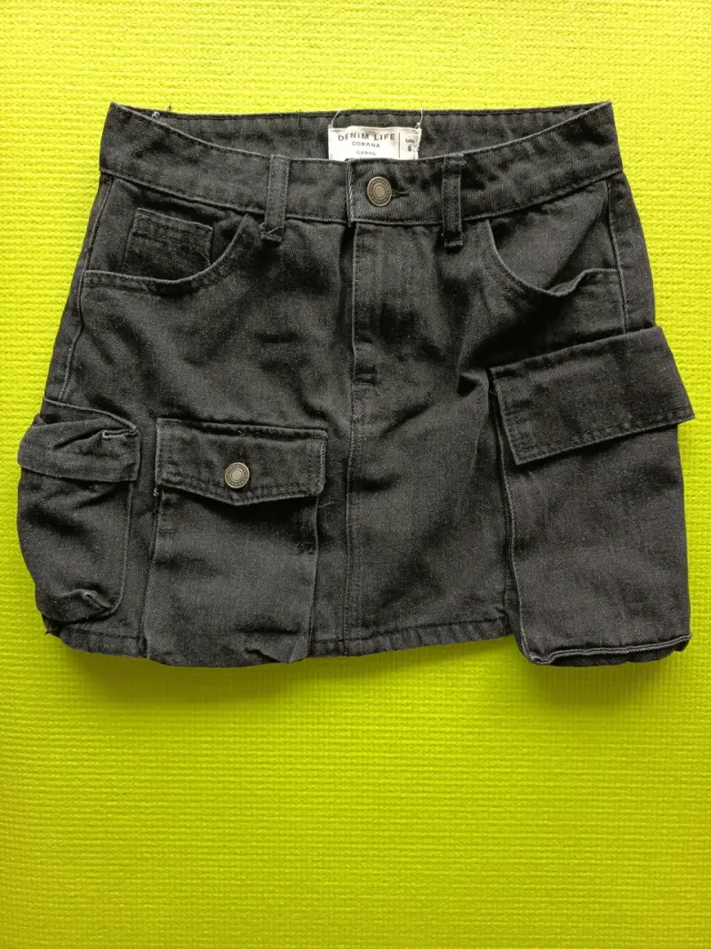 Falda negra cargo de mezclilla Denim Life - 1