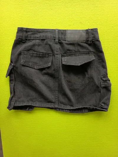 Falda negra cargo de mezclilla Denim Life - miniatura 2