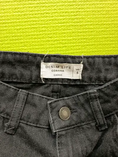 Falda negra cargo de mezclilla Denim Life - miniatura 3