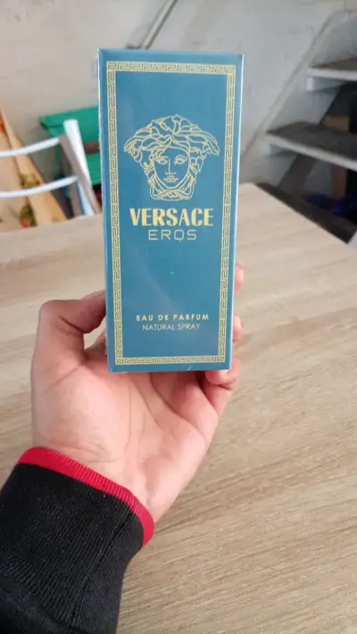 Perfume Versace Eros Eau de Parfum 100ml - miniatura 3
