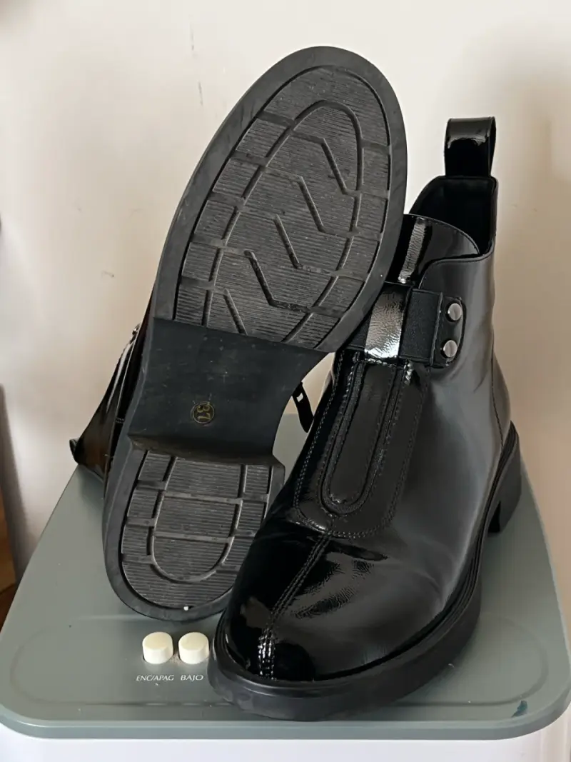 Botines de cuero negro Azaleia - 4