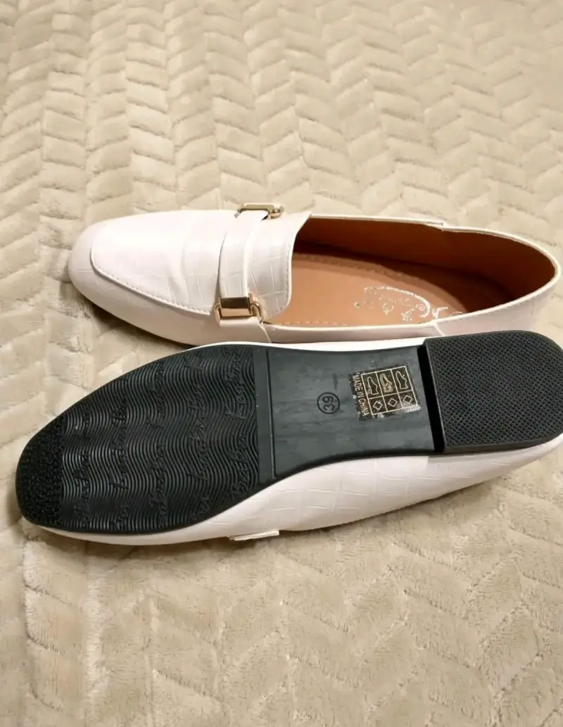 Mocasines blancos de cuero sintético talla 38 - 2