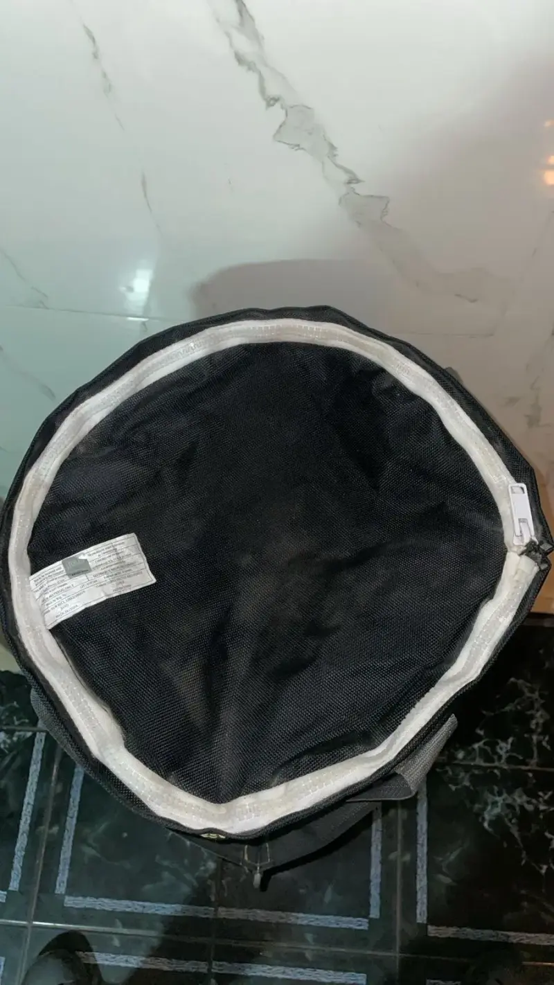 Saco de Boxeo Everlast Negro 70 lbs con Soporte - 2