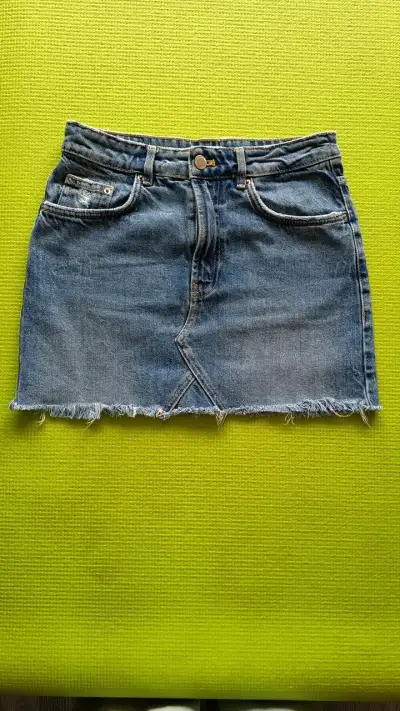 Falda de mezclilla Trafaluc con diseño deshilachado - miniatura 1