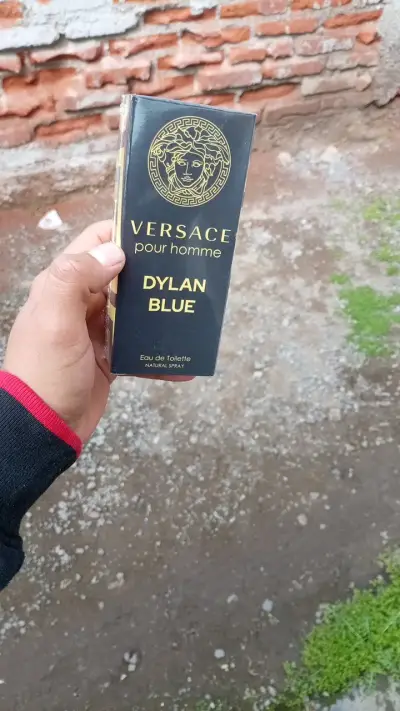 Perfume Versace Pour Homme Dylan Blue 100ml - miniatura 1