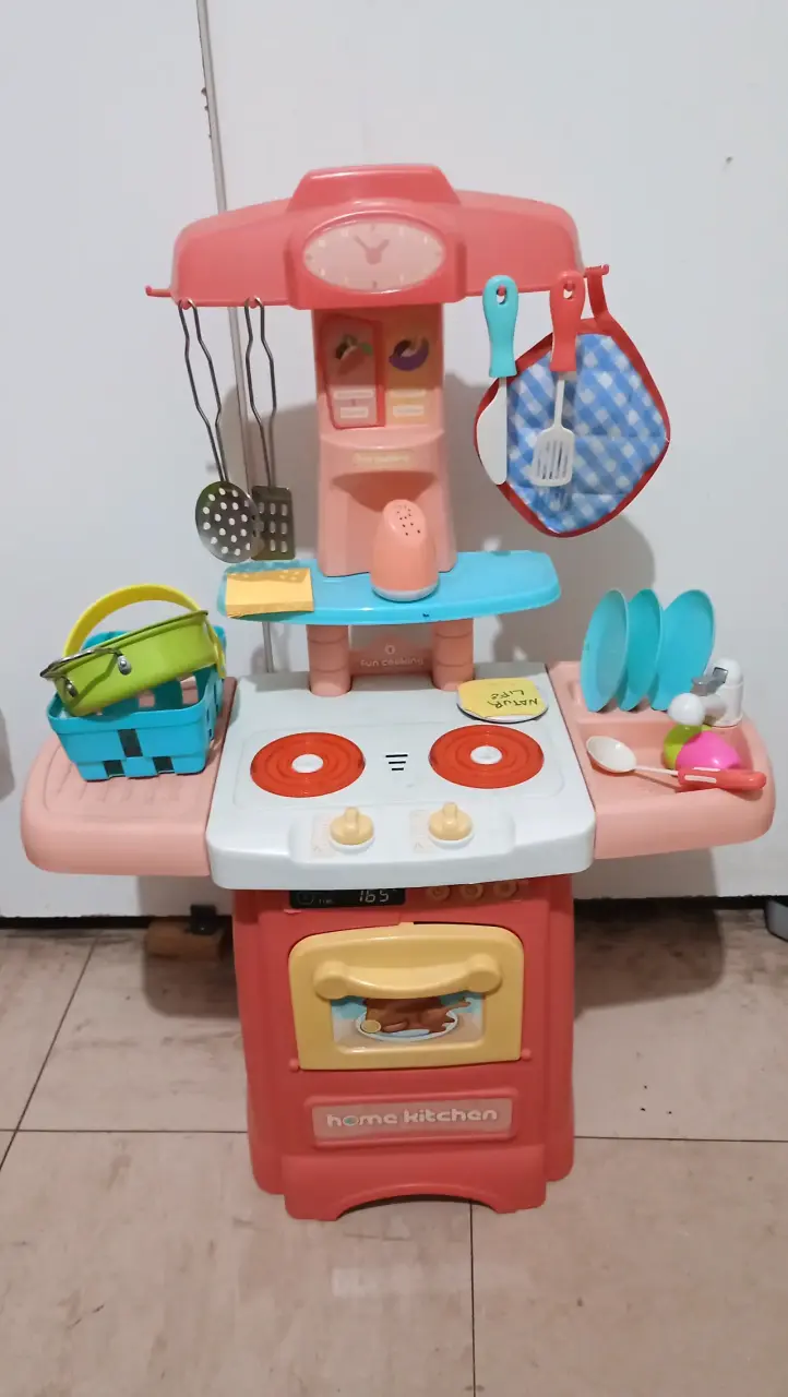 Cocina de juguete para niños con accesorios