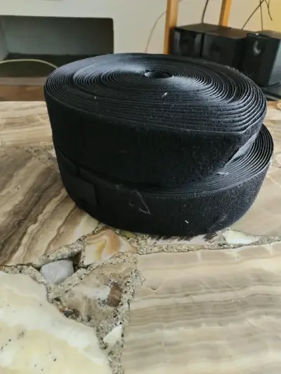 Cinta de Velcro Negra para Manualidades - miniatura 1
