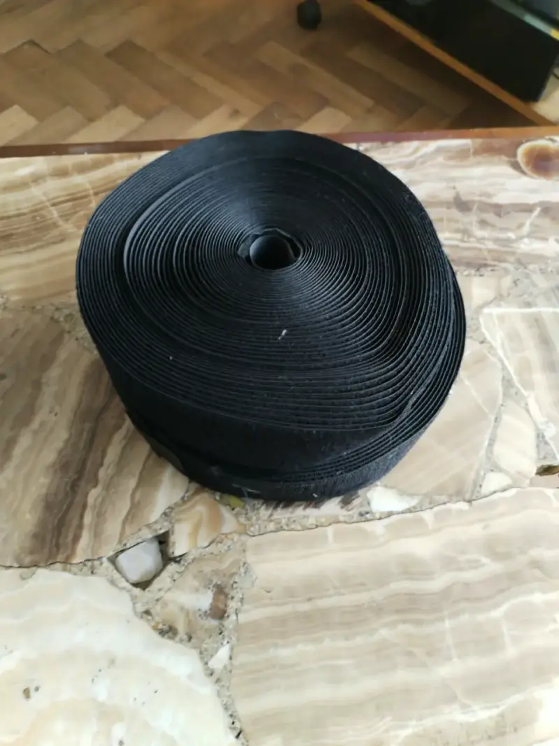 Cinta de Velcro Negra para Manualidades - 2