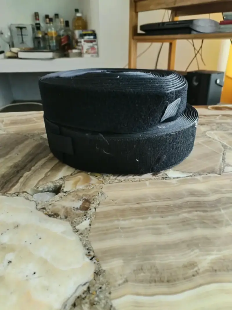Cinta de Velcro Negra para Manualidades - 3