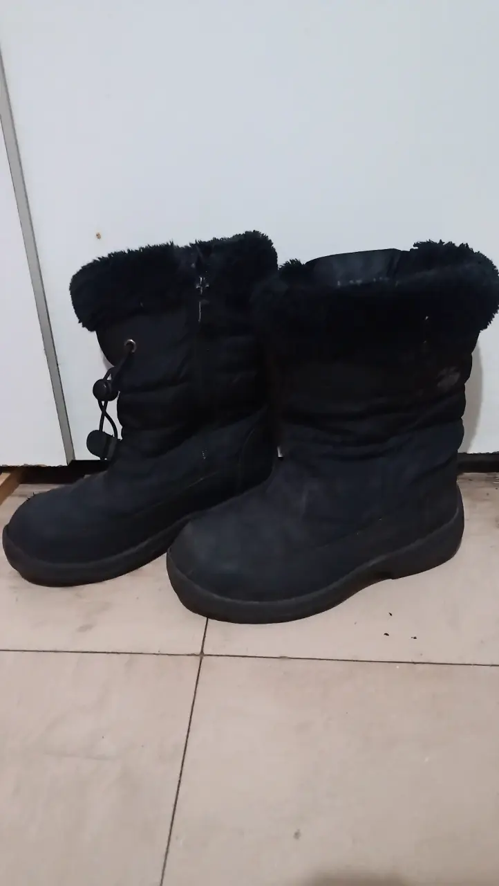 Botas impermeables negras talla 35